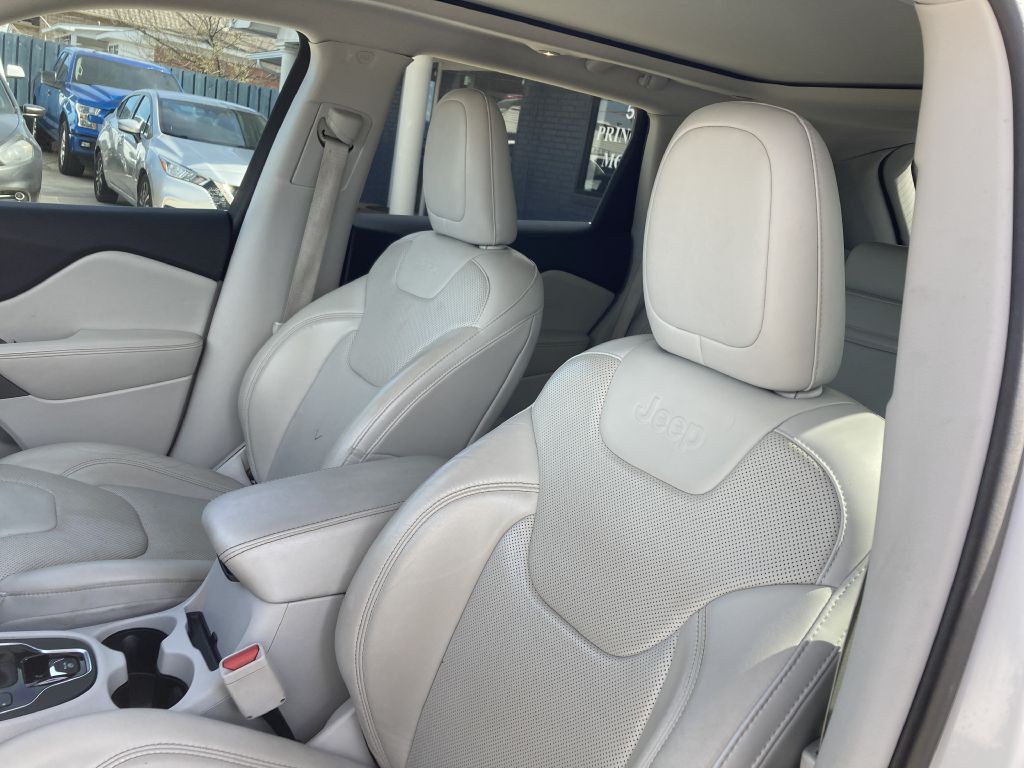 2019 Jeep Cherokee Image 18