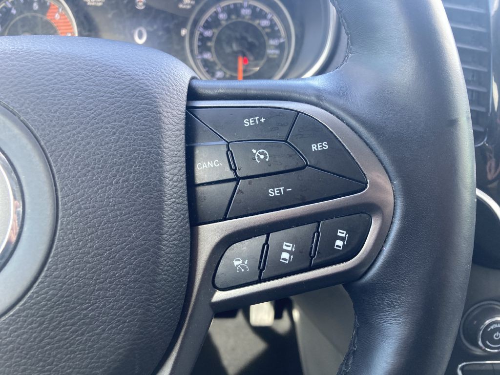 2019 Jeep Cherokee Image 27