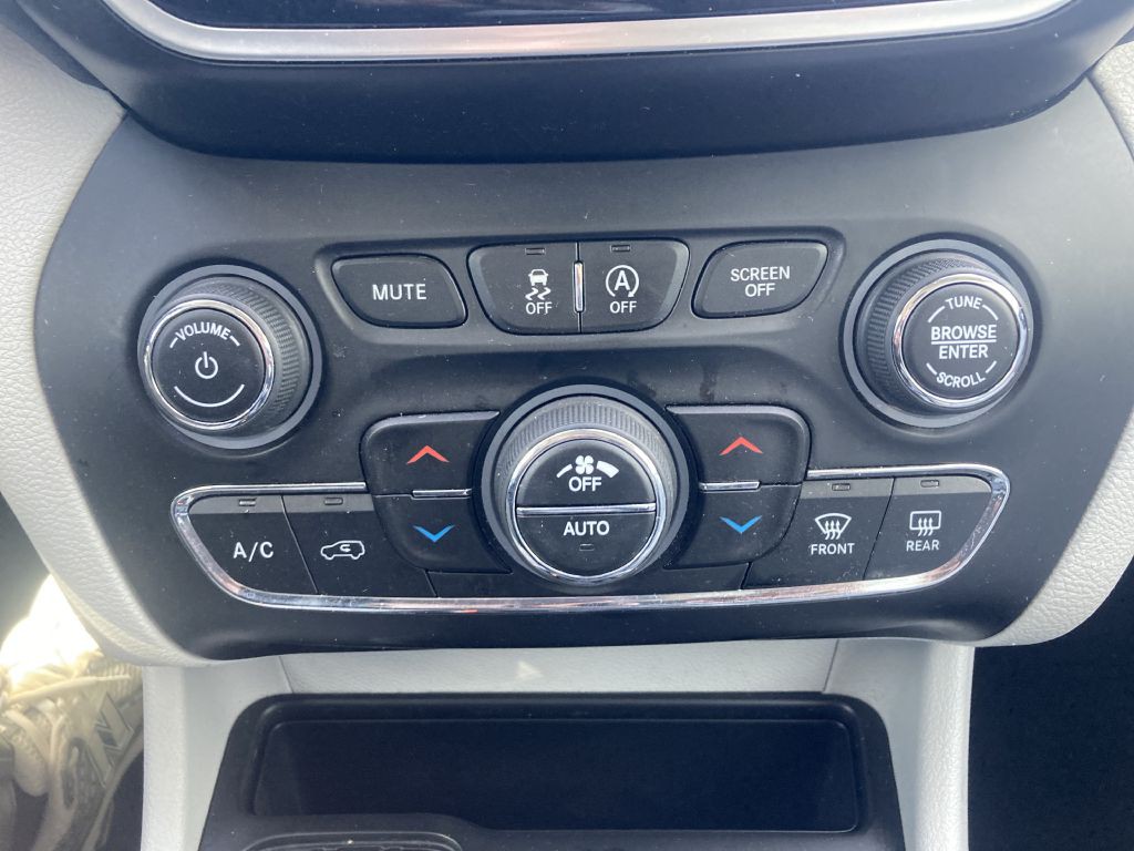 2019 Jeep Cherokee Image 33