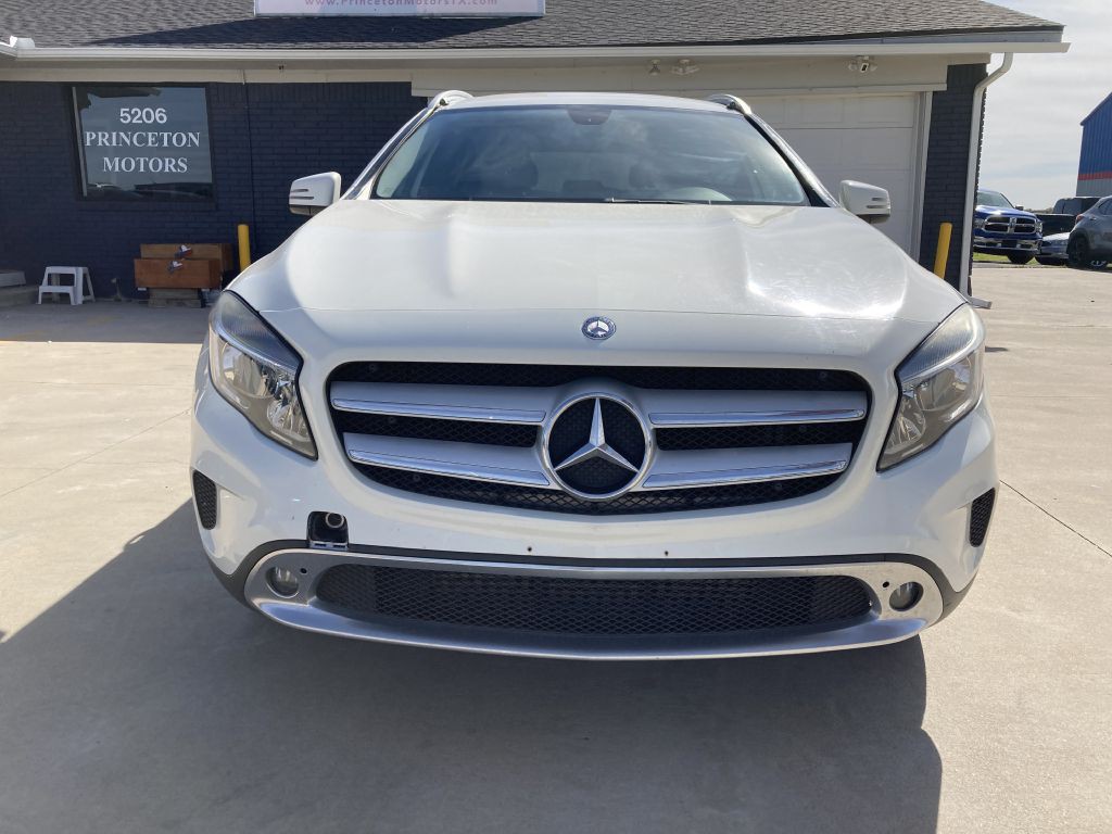 2015 Mercedes-Benz GLA-Class Image 2