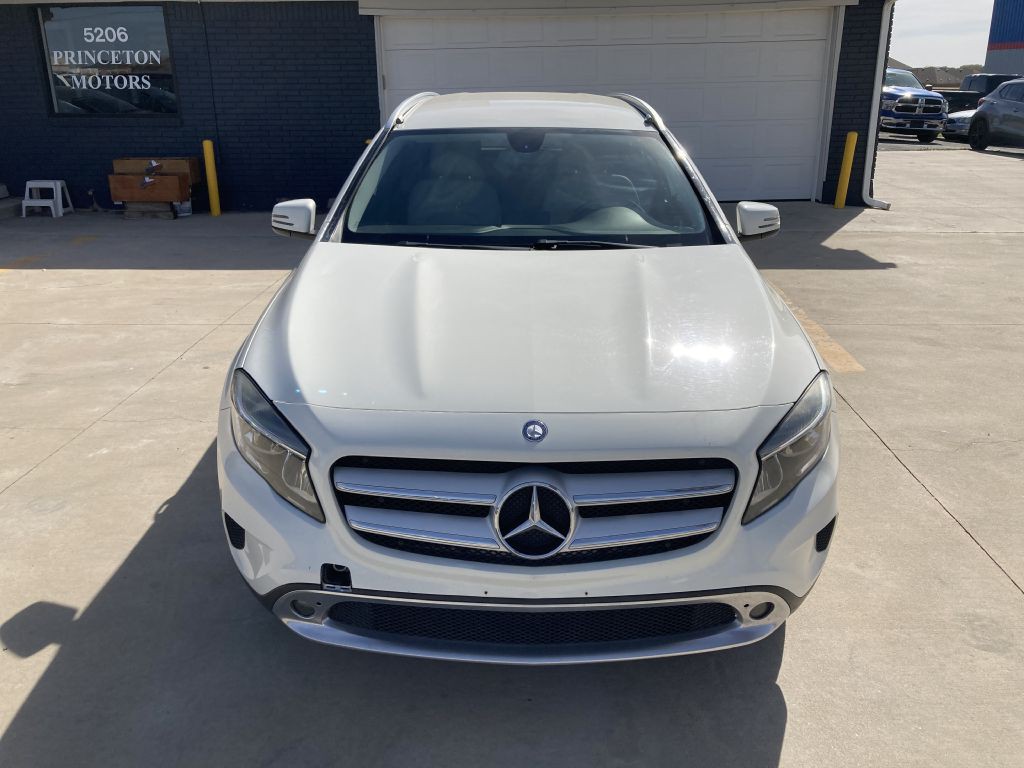 2015 Mercedes-Benz GLA-Class Image 3