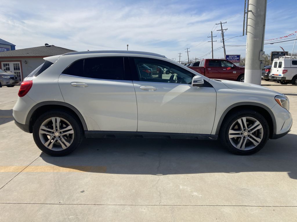 2015 Mercedes-Benz GLA-Class Image 8