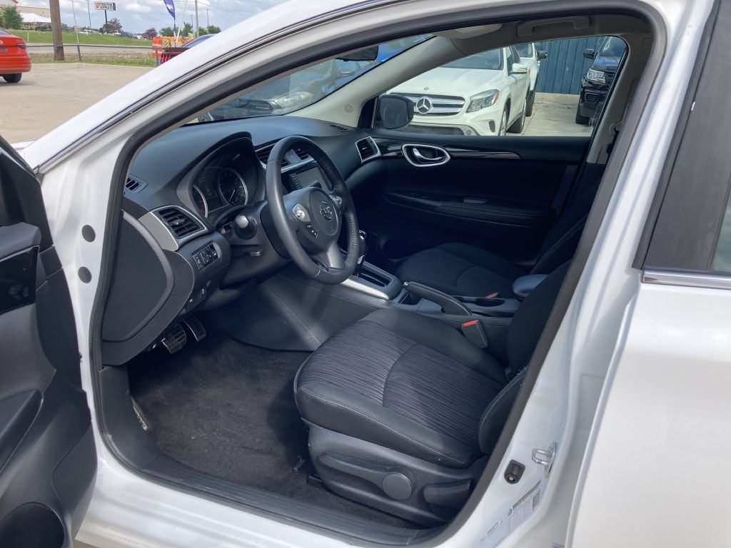 2019 Nissan Sentra Image 14