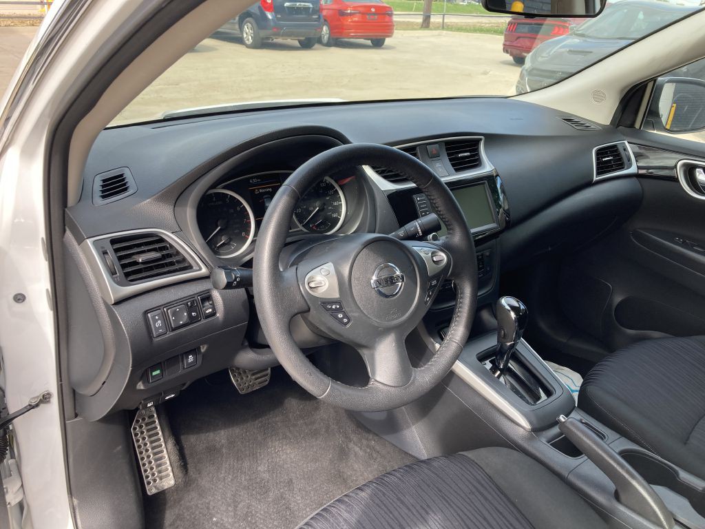 2019 Nissan Sentra Image 17