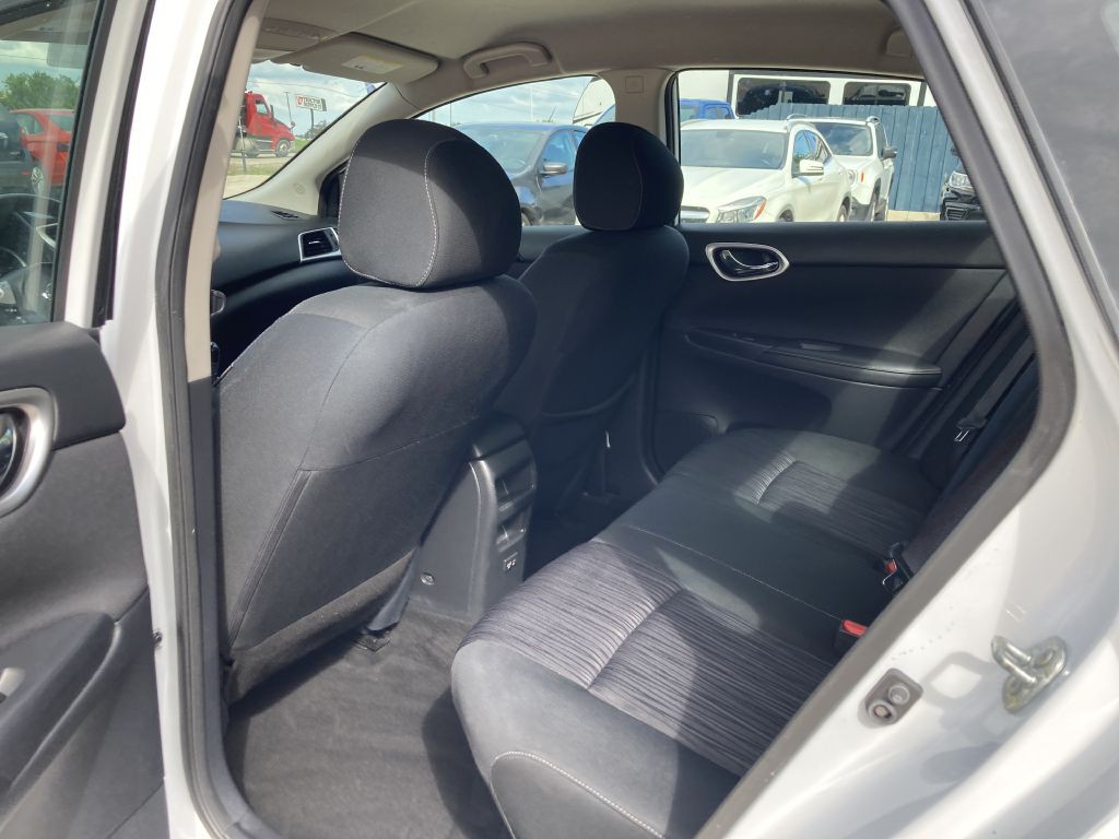 2019 Nissan Sentra Image 19