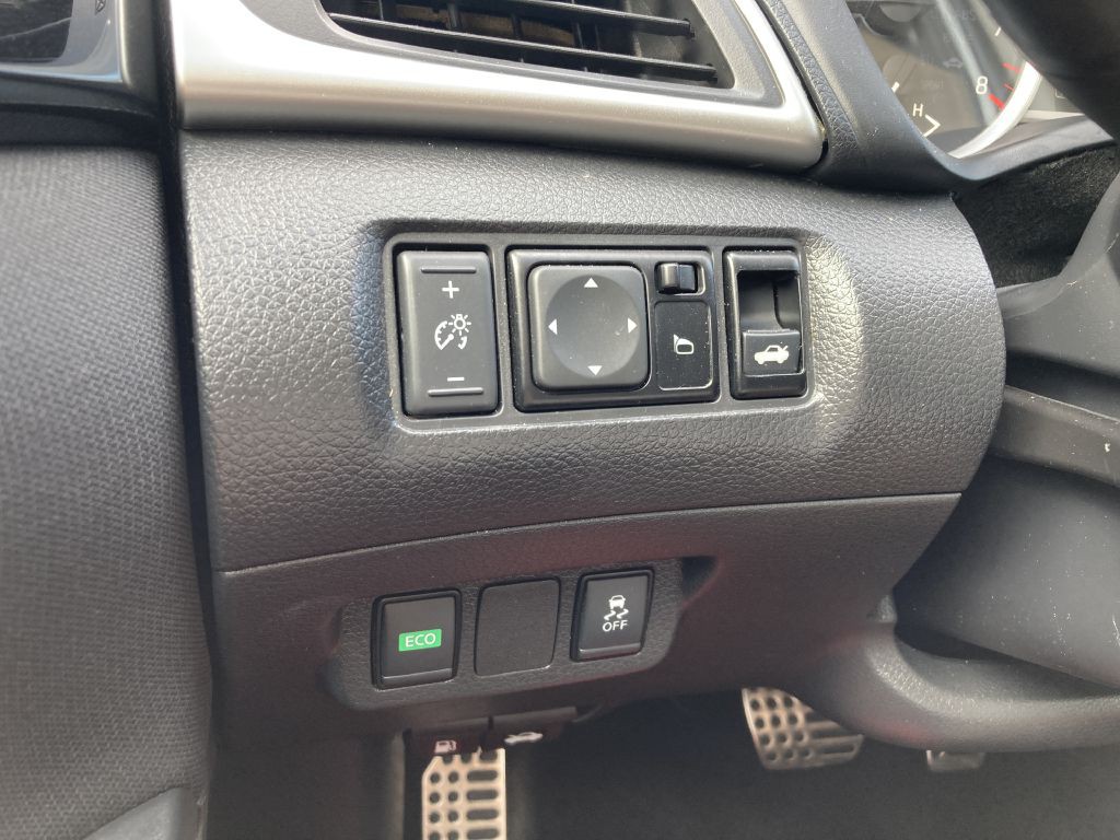 2019 Nissan Sentra Image 25