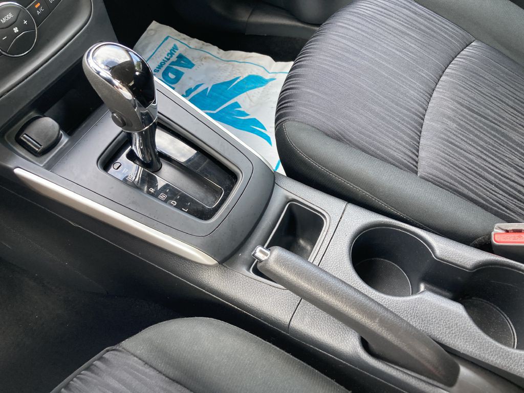 2019 Nissan Sentra Image 31