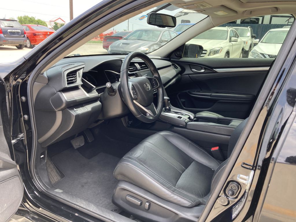 2018 Honda Civic Image 15