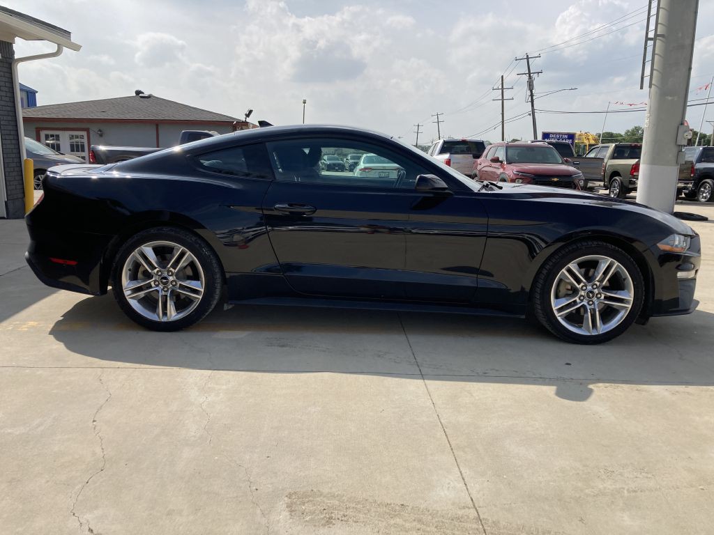 2020 Ford Mustang Image 8