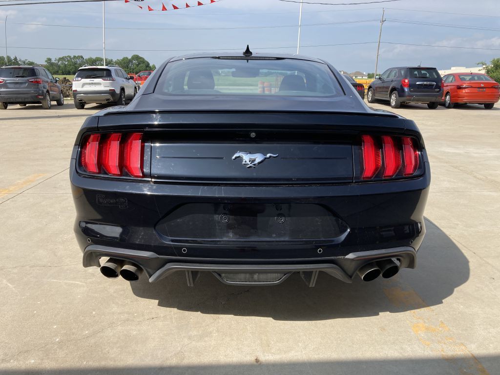 2020 Ford Mustang Image 9