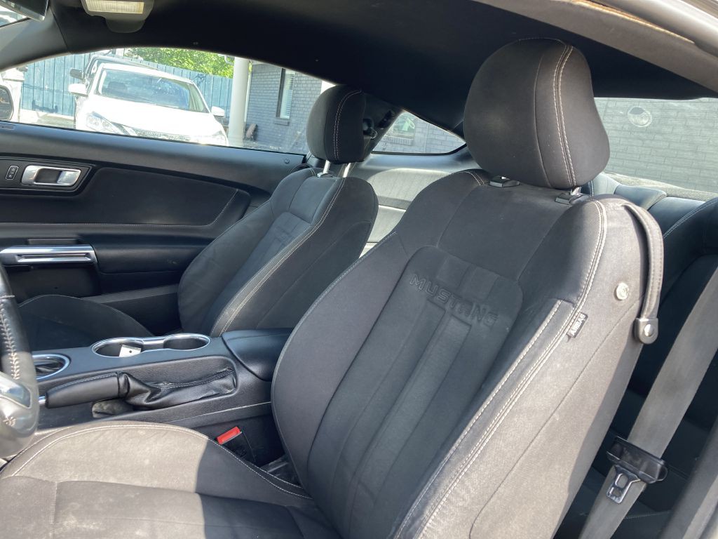 2020 Ford Mustang Image 16