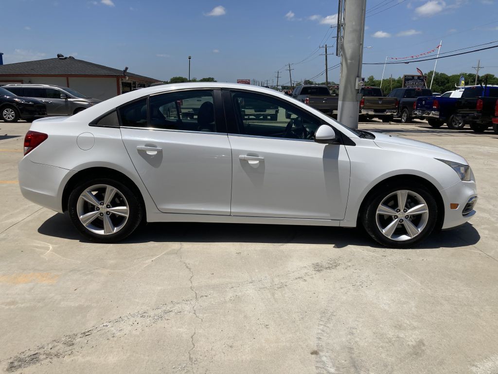 2015 Chevrolet Cruze Image 8