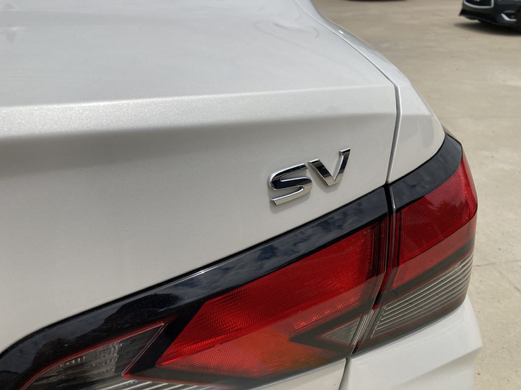 2021 Nissan Versa Image 11