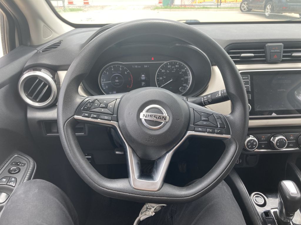 2021 Nissan Versa Image 20