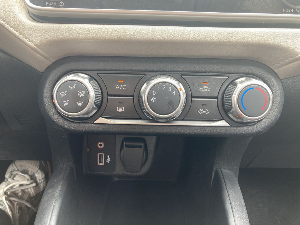 2021 Nissan Versa Image 27