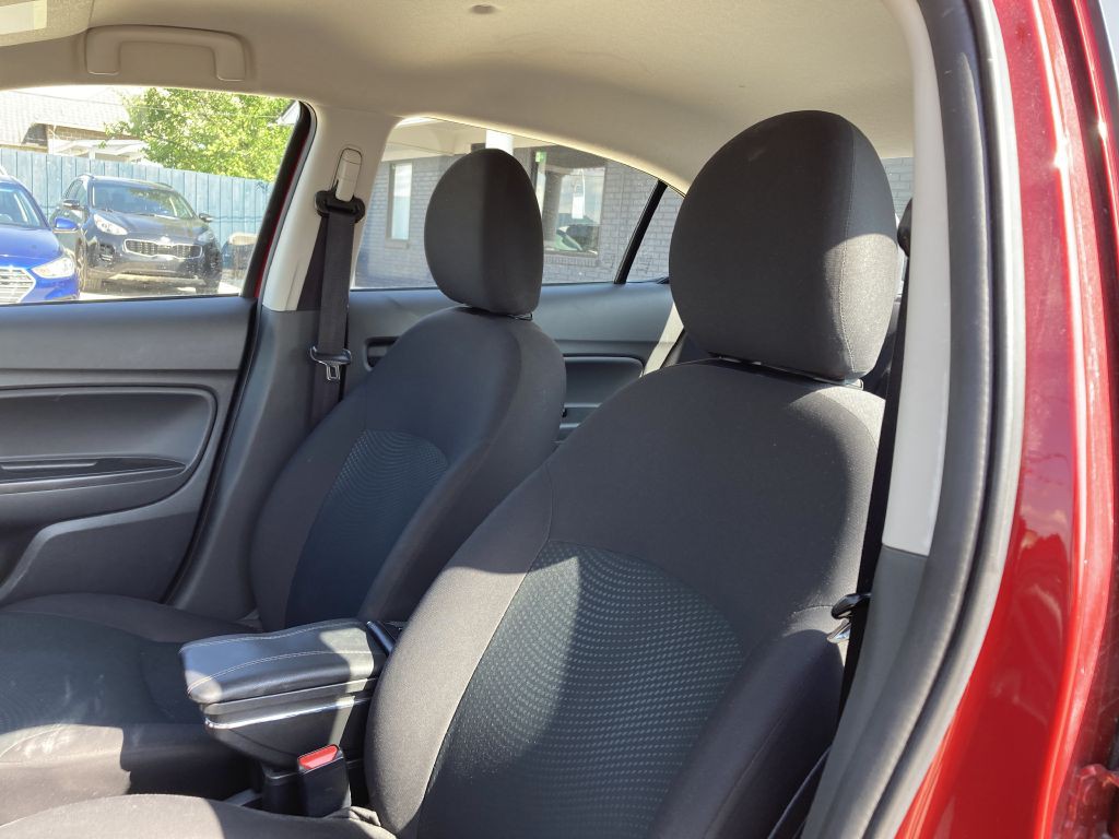 2020 Mitsubishi Mirage Image 15