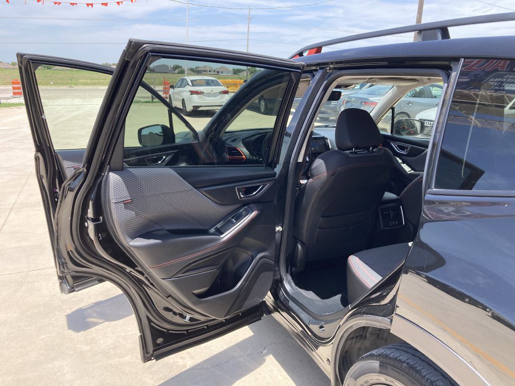 2019 Subaru Forester Image 21