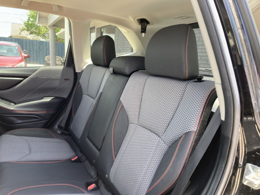 2019 Subaru Forester Image 23