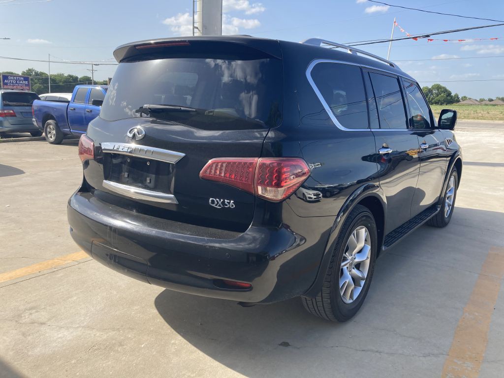 2011 INFINITI QX56 Image 11