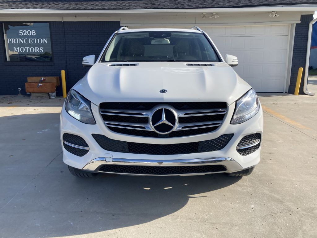 2018 Mercedes-Benz GLE-Class Image 2