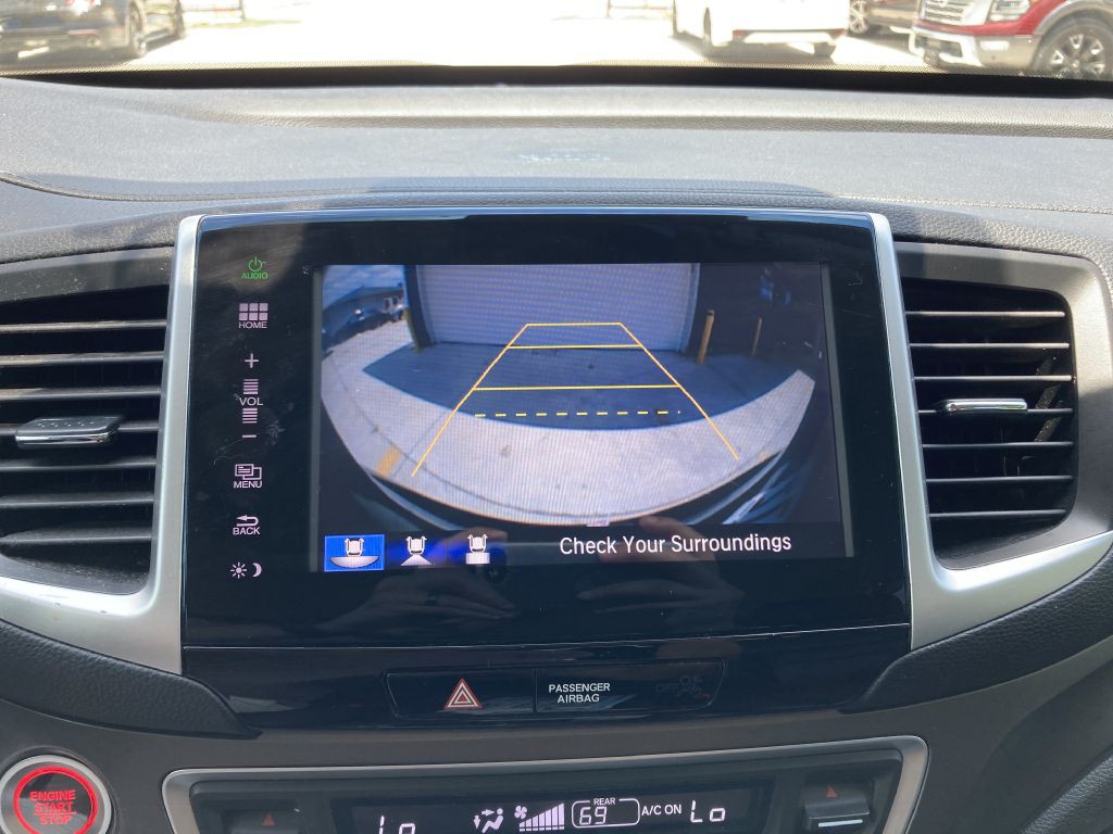 2016 Honda Pilot Image 32
