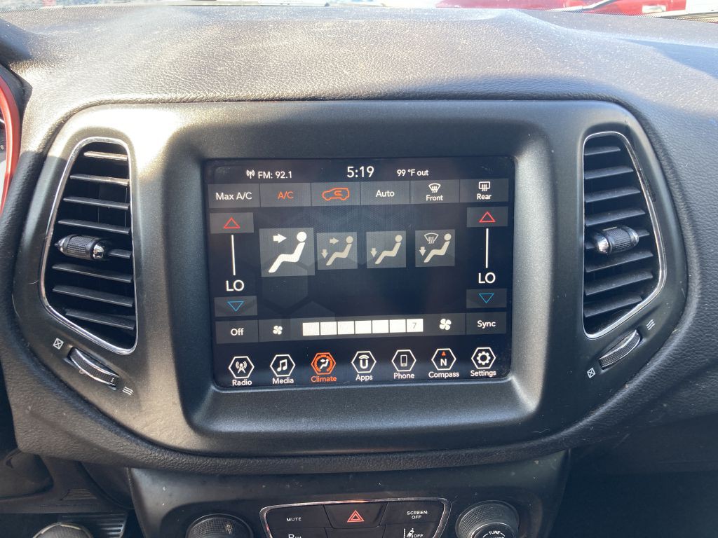 2021 Jeep Compass Image 27