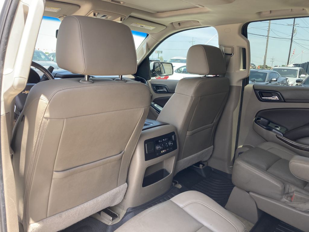 2016 Chevrolet Suburban Image 20