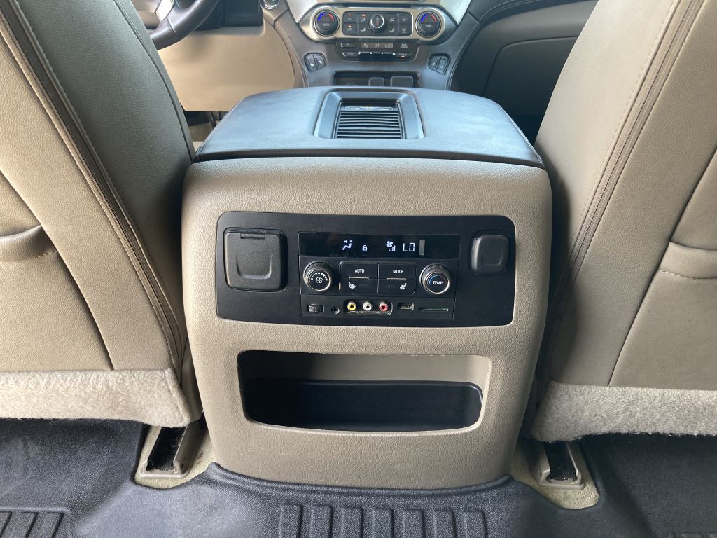 2016 Chevrolet Suburban Image 26