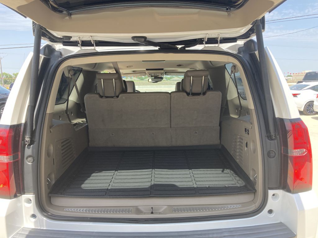 2016 Chevrolet Suburban Image 27