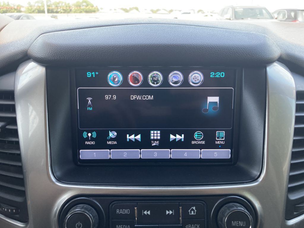 2016 Chevrolet Suburban Image 36