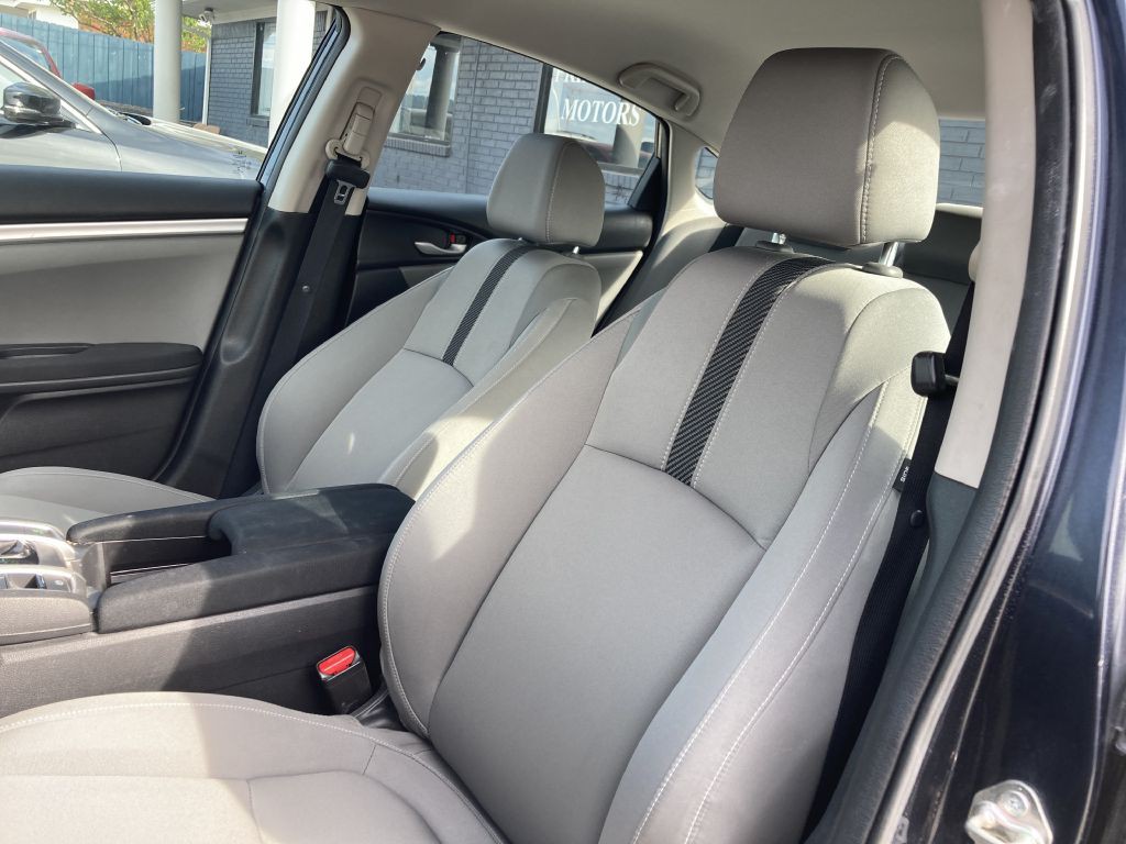 2016 Honda Civic Image 15