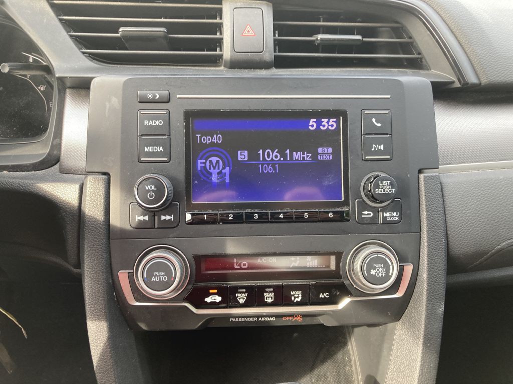 2016 Honda Civic Image 24