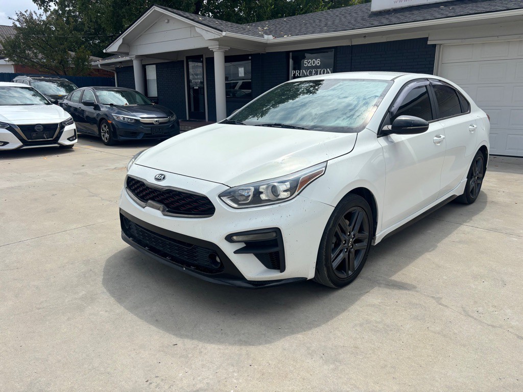 2021 Kia Forte Image 4