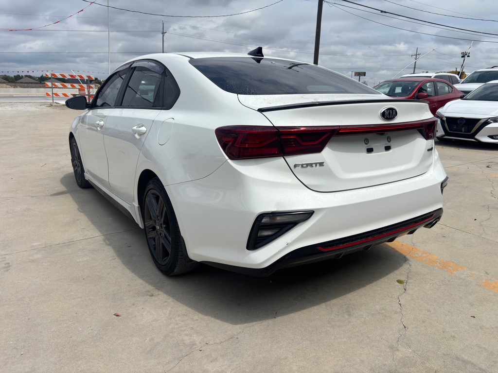2021 Kia Forte Image 11