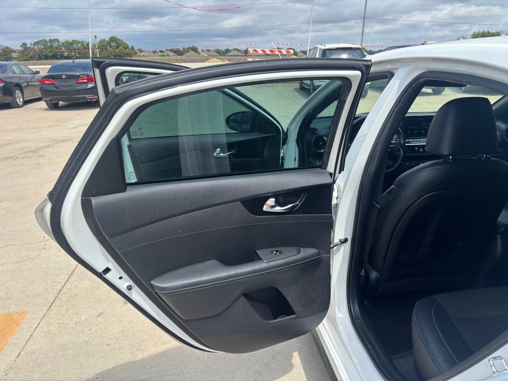 2021 Kia Forte Image 19