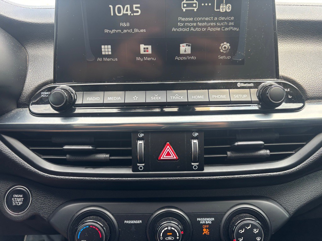 2021 Kia Forte Image 30
