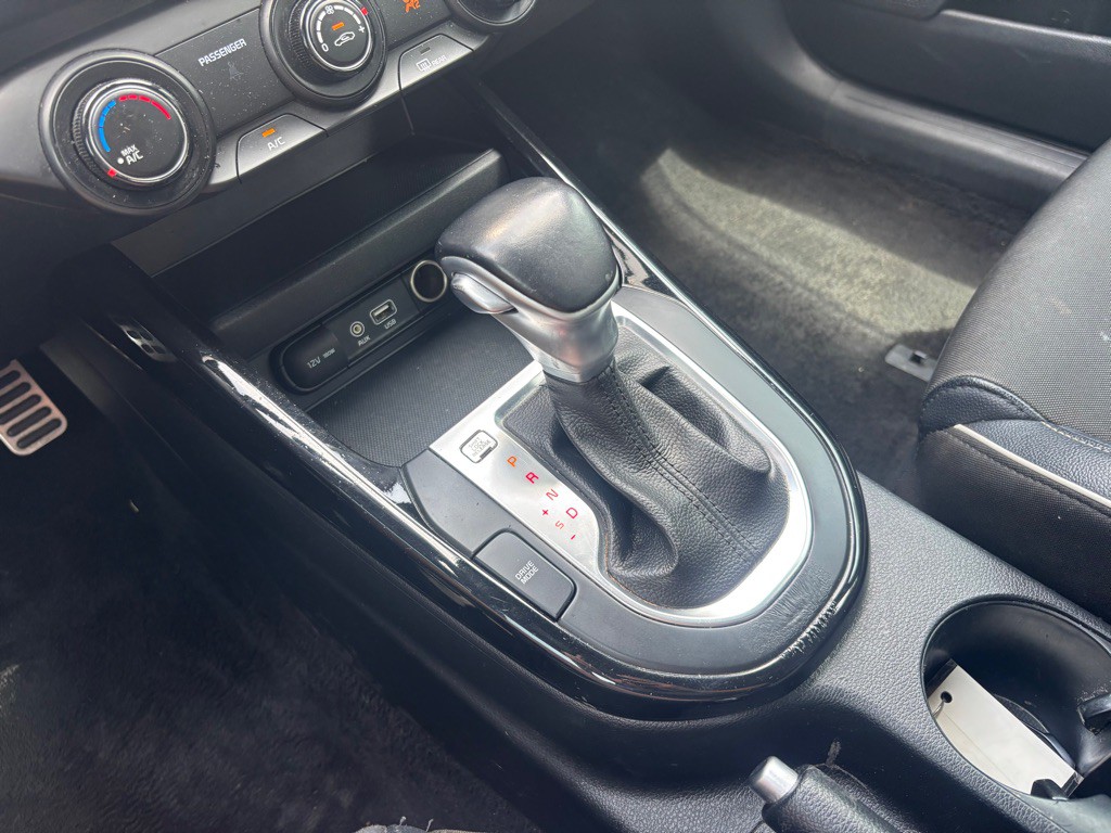2021 Kia Forte Image 32
