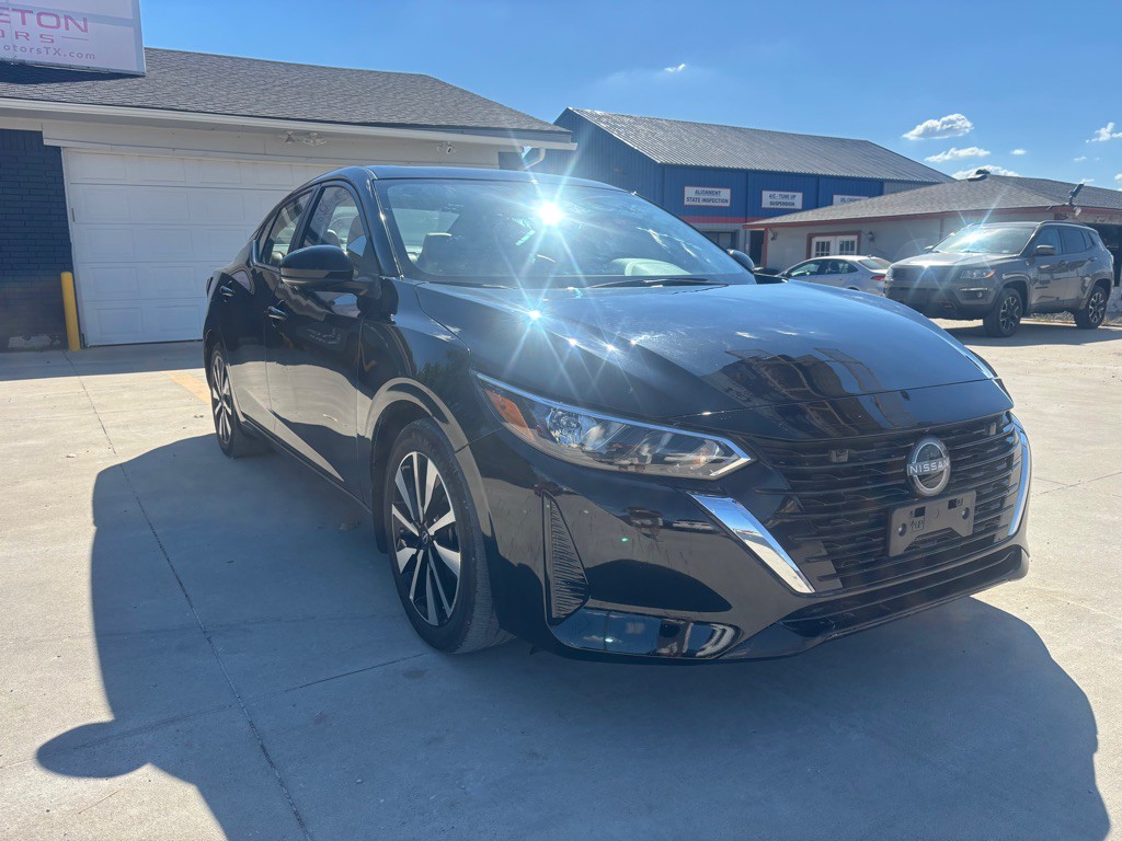 2025 Nissan Sentra Image 1