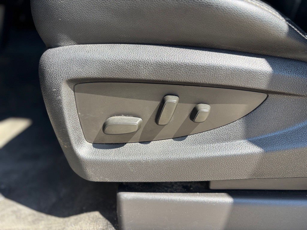 2015 Chevrolet Silverado 1500 Image 20