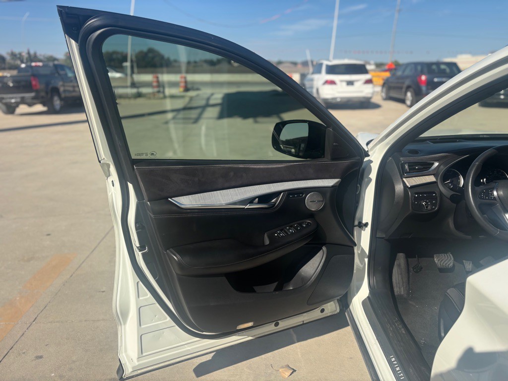 2019 INFINITI QX50 Image 14