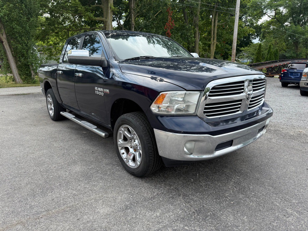 2013 RAM 1500 Image 3