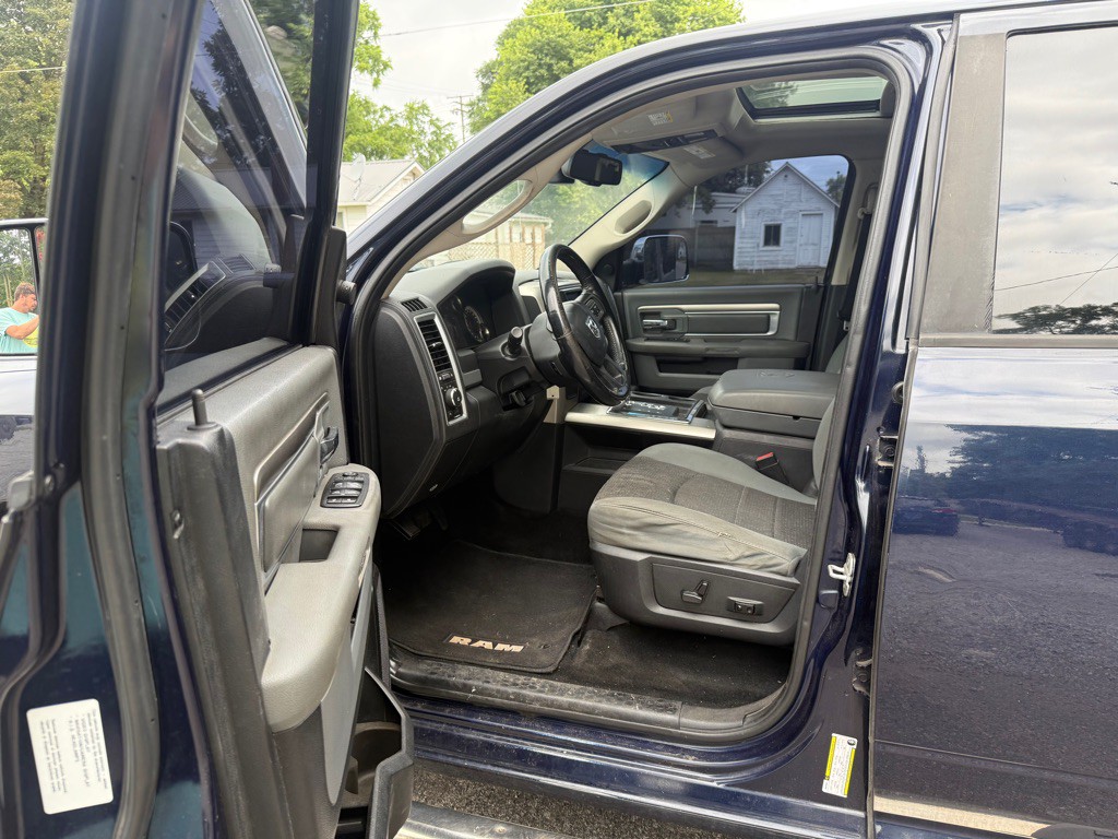 2013 RAM 1500 Image 9
