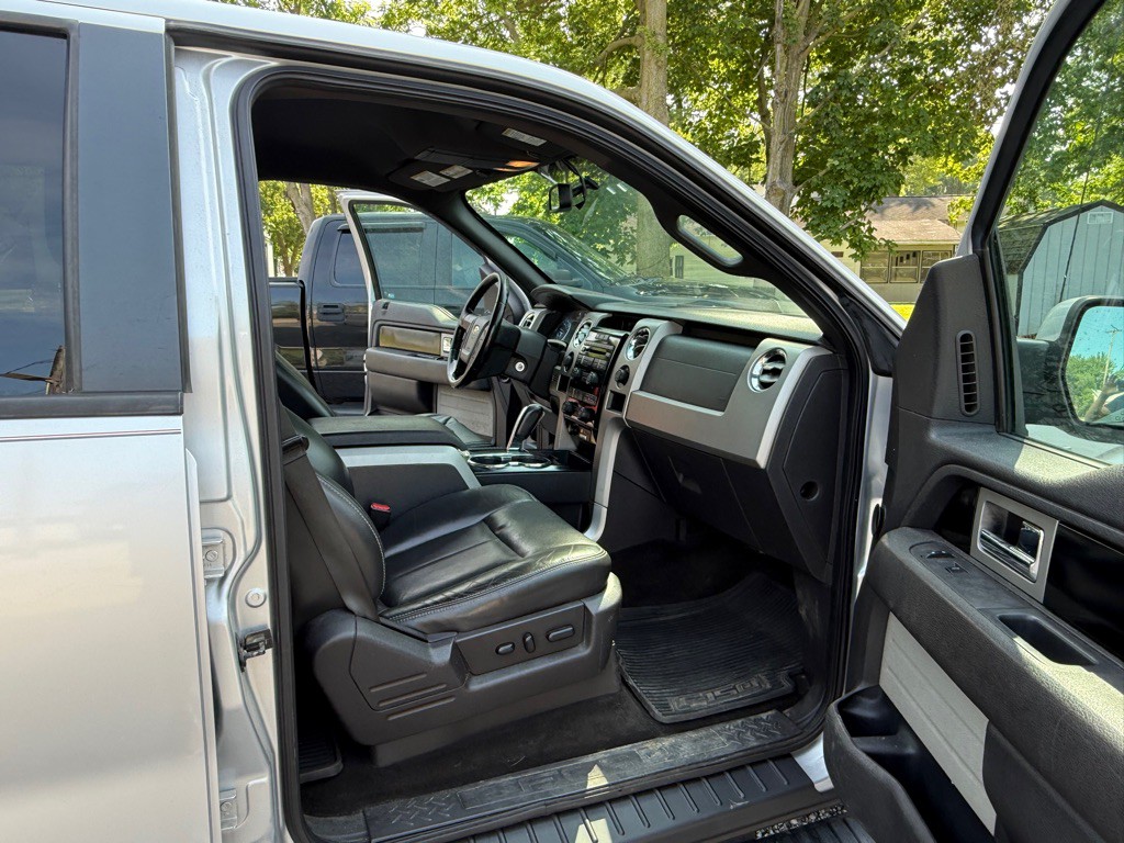 2011 Ford F-150 Image 16