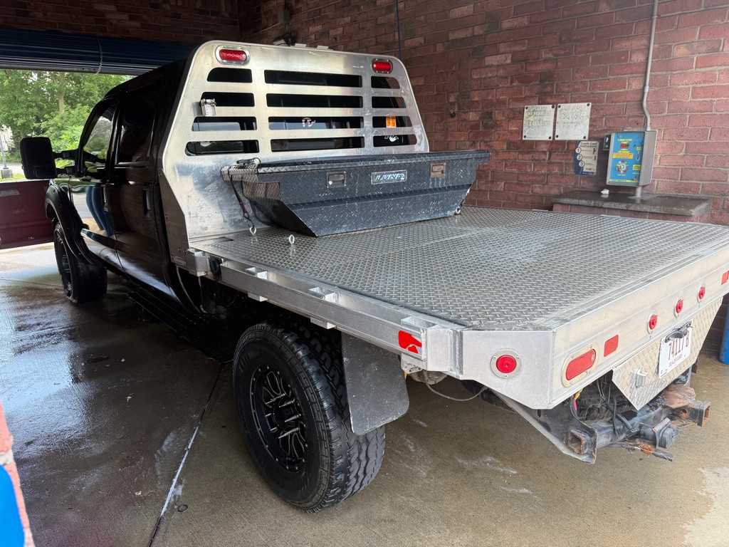 2011 Ford F-250 Image 4
