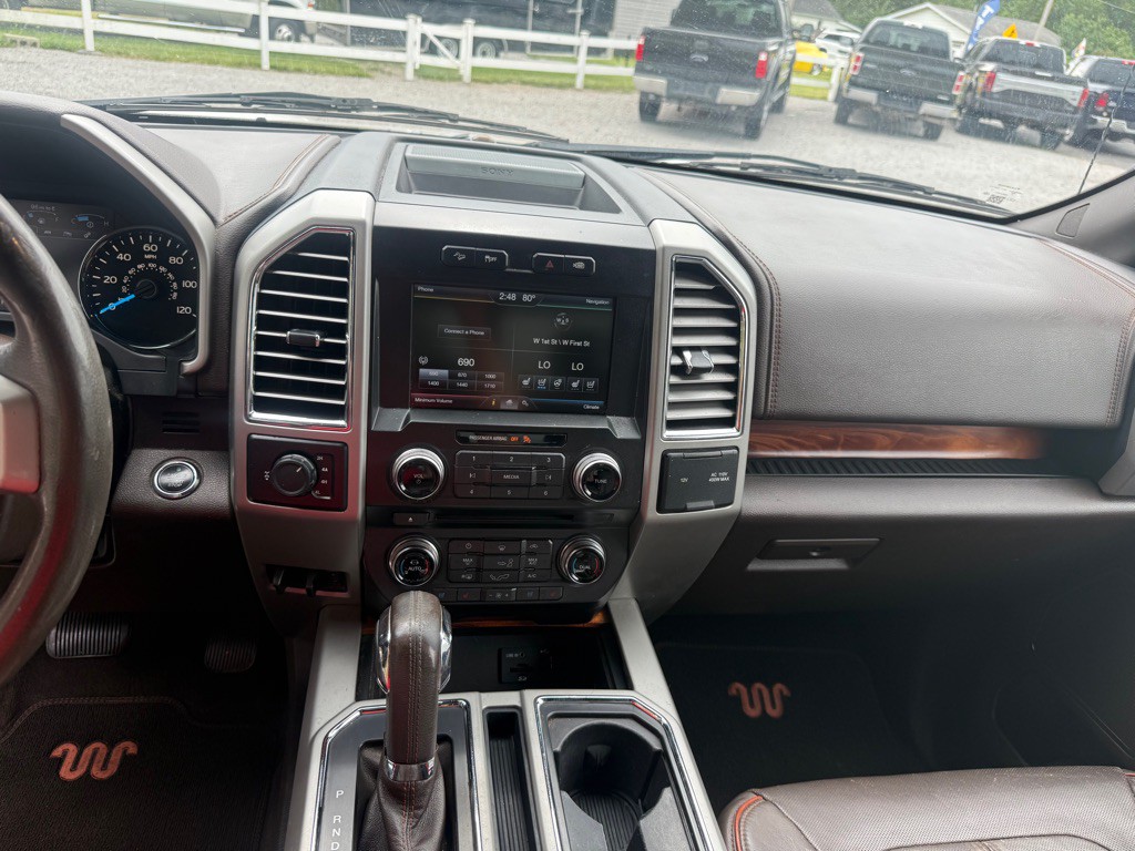 2015 Ford F-150 Image 12