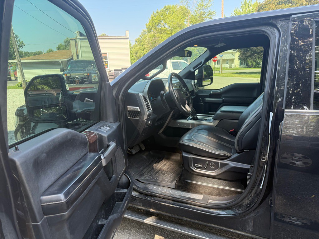 2015 Ford F-150 Image 9