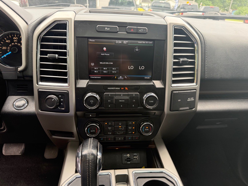 2015 Ford F-150 Image 12