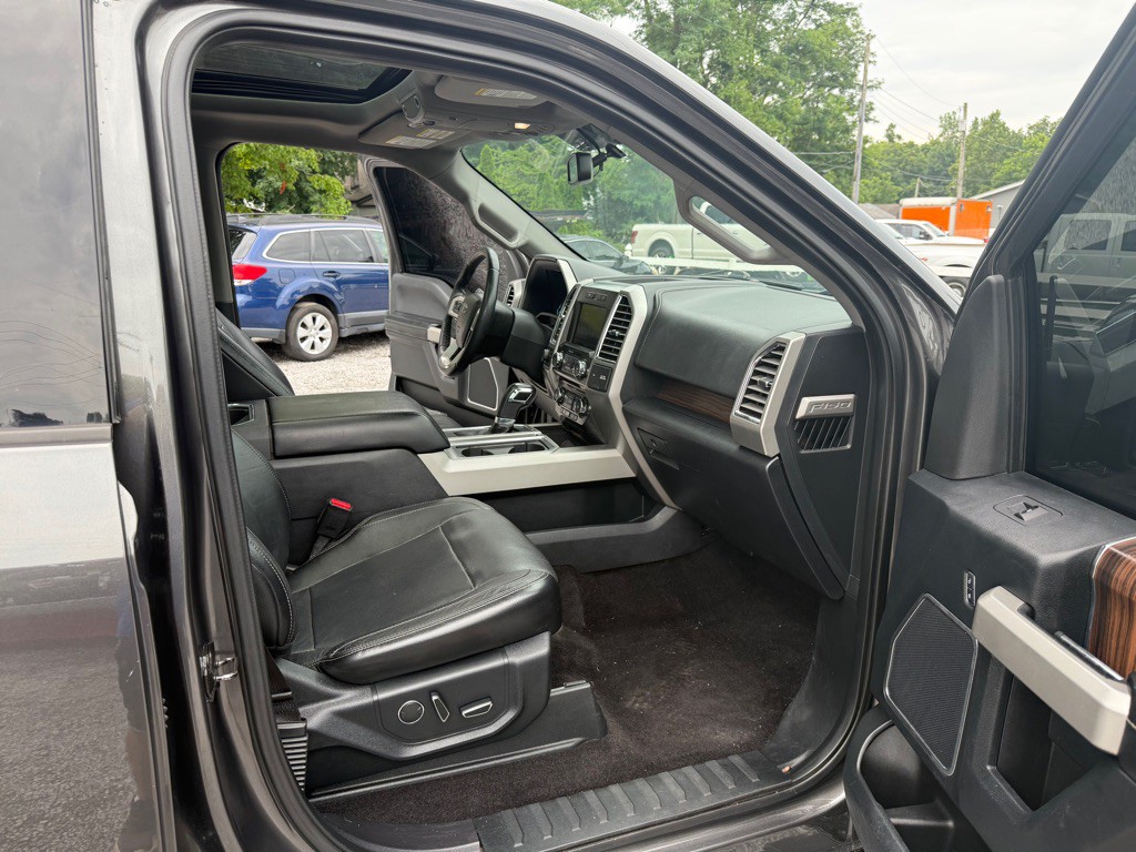 2015 Ford F-150 Image 17
