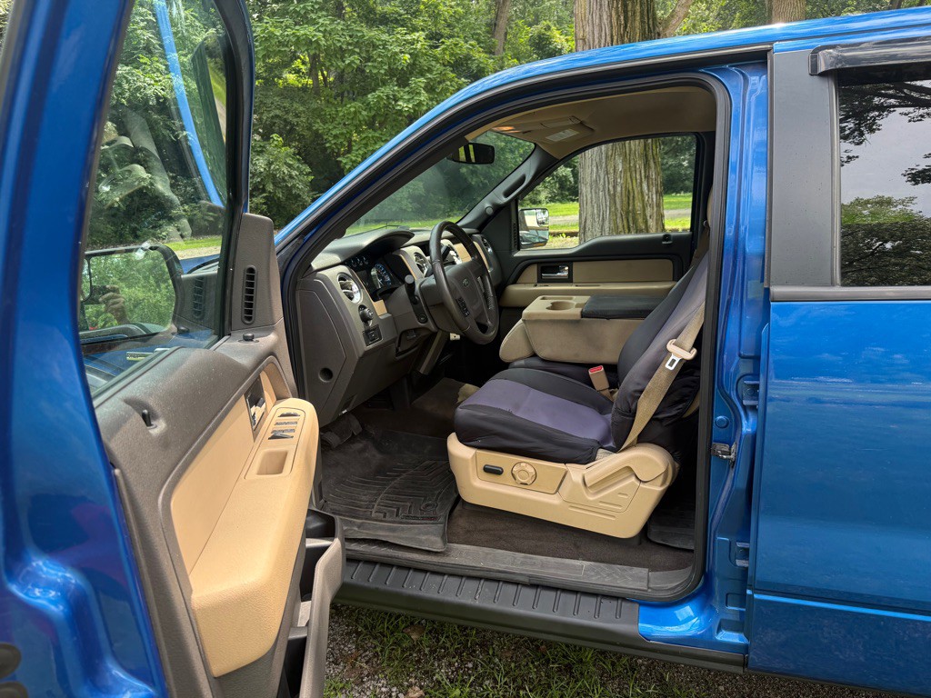 2012 Ford F-150 Image 9
