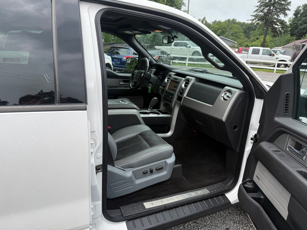 2011 Ford F-150 Image 18